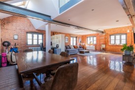 Severn Square, Cardiff