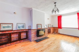 Cadoc Crescent, Barry