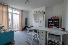 Third Avenue, Bristol