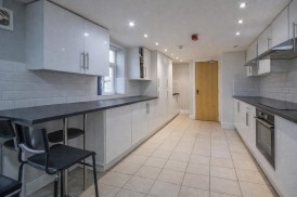 Rhymney Street, Cathays