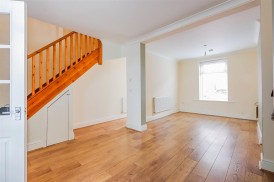 Phyllis Street, Barry