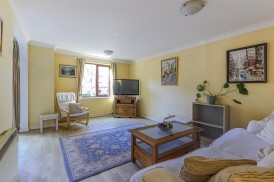 Conway Road, Pontcanna