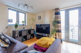 Fitzhamon Embankment, Grangetown, Cardiff