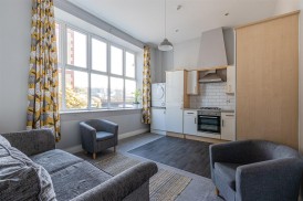 Briartree Manor, Roath