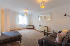 Caernarvon Court, Pontcanna, Cardiff
