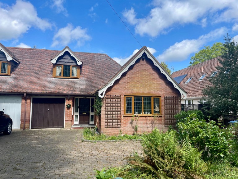 Low Road, Darsham, Saxmundham, IP17 3PU