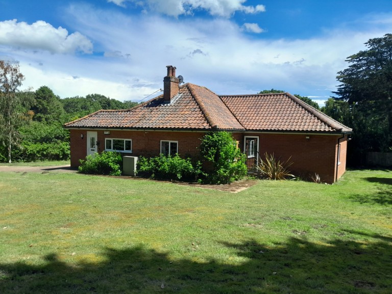 Aldringham, Leiston