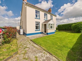 Maenclochog, Clynderwen, SA66