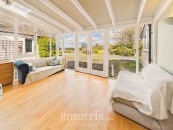 Cwm-Yr-Eglwys, Dinas Cross, SA42
