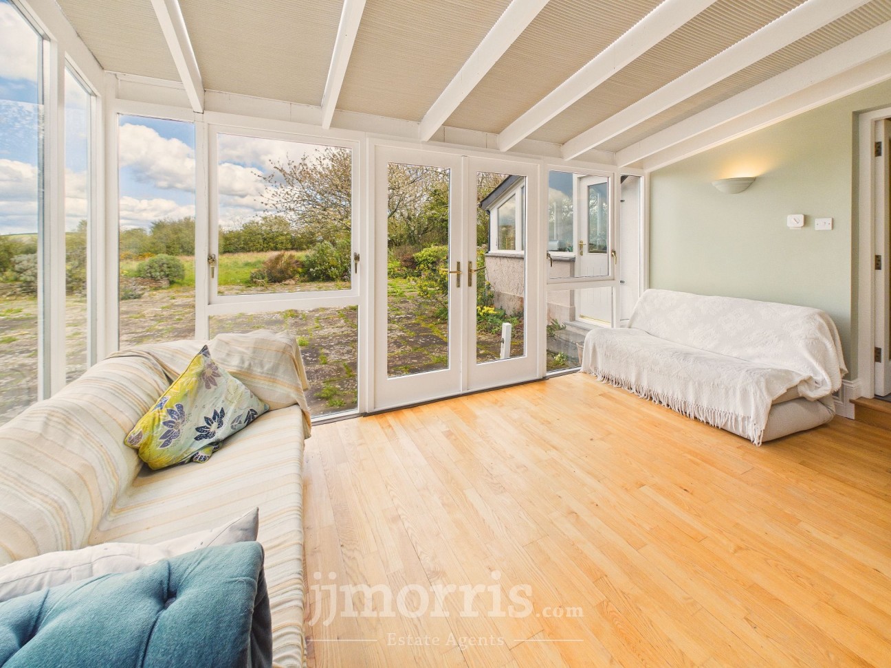 Cwm-Yr-Eglwys, Dinas Cross, SA42