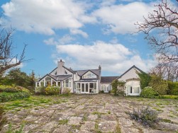 Cwm-Yr-Eglwys, Dinas Cross, SA42