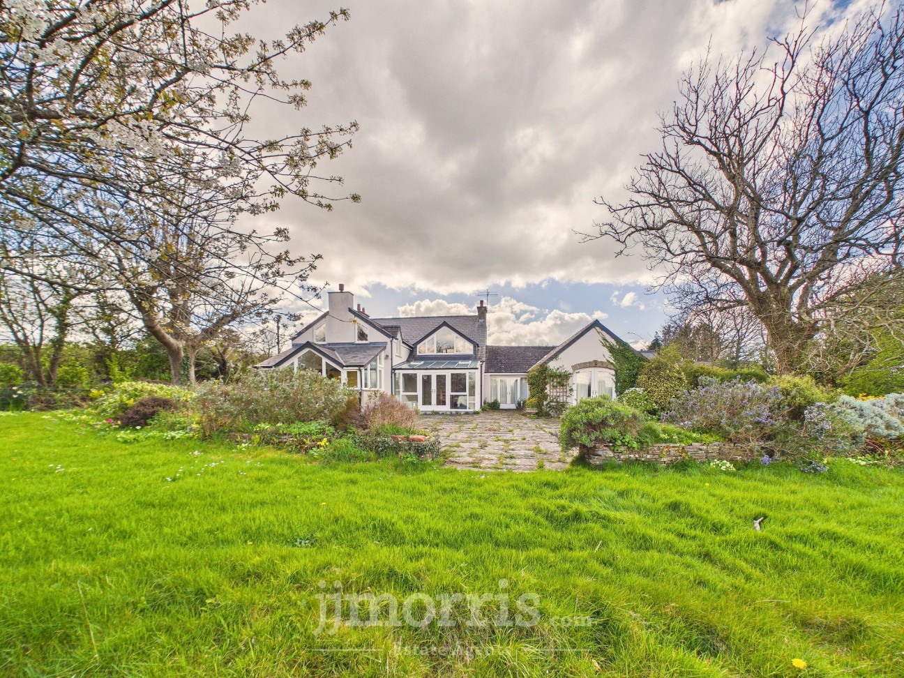 Cwm-Yr-Eglwys, Dinas Cross, SA42