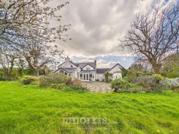 Cwm-Yr-Eglwys, Dinas Cross, SA42