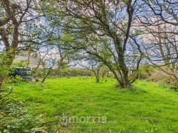 Cwm-Yr-Eglwys, Dinas Cross, SA42