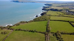 Cwm-Yr-Eglwys, Dinas Cross, SA42