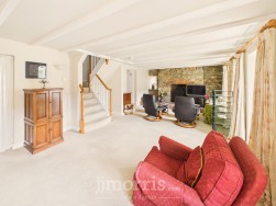 Cwm-Yr-Eglwys, Dinas Cross, SA42
