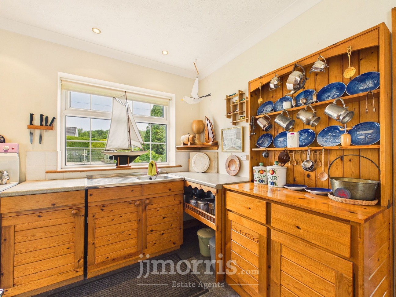 North Road, Whitland, SA34