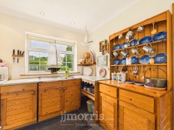 North Road, Whitland, SA34