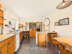 North Road, Whitland, SA34