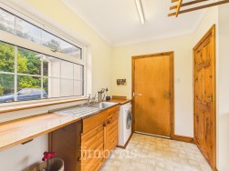 North Road, Whitland, SA34
