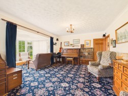 North Road, Whitland, SA34