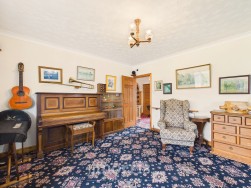 North Road, Whitland, SA34