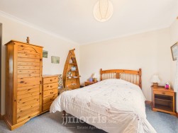 North Road, Whitland, SA34