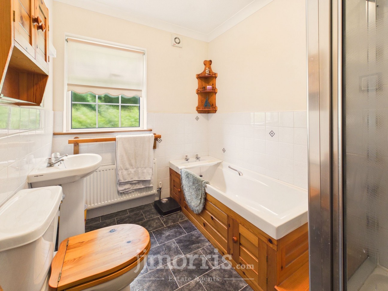 North Road, Whitland, SA34