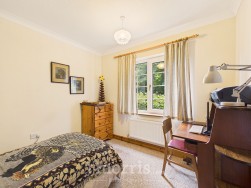 North Road, Whitland, SA34