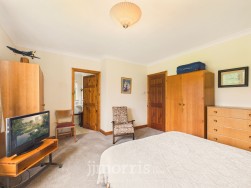 North Road, Whitland, SA34