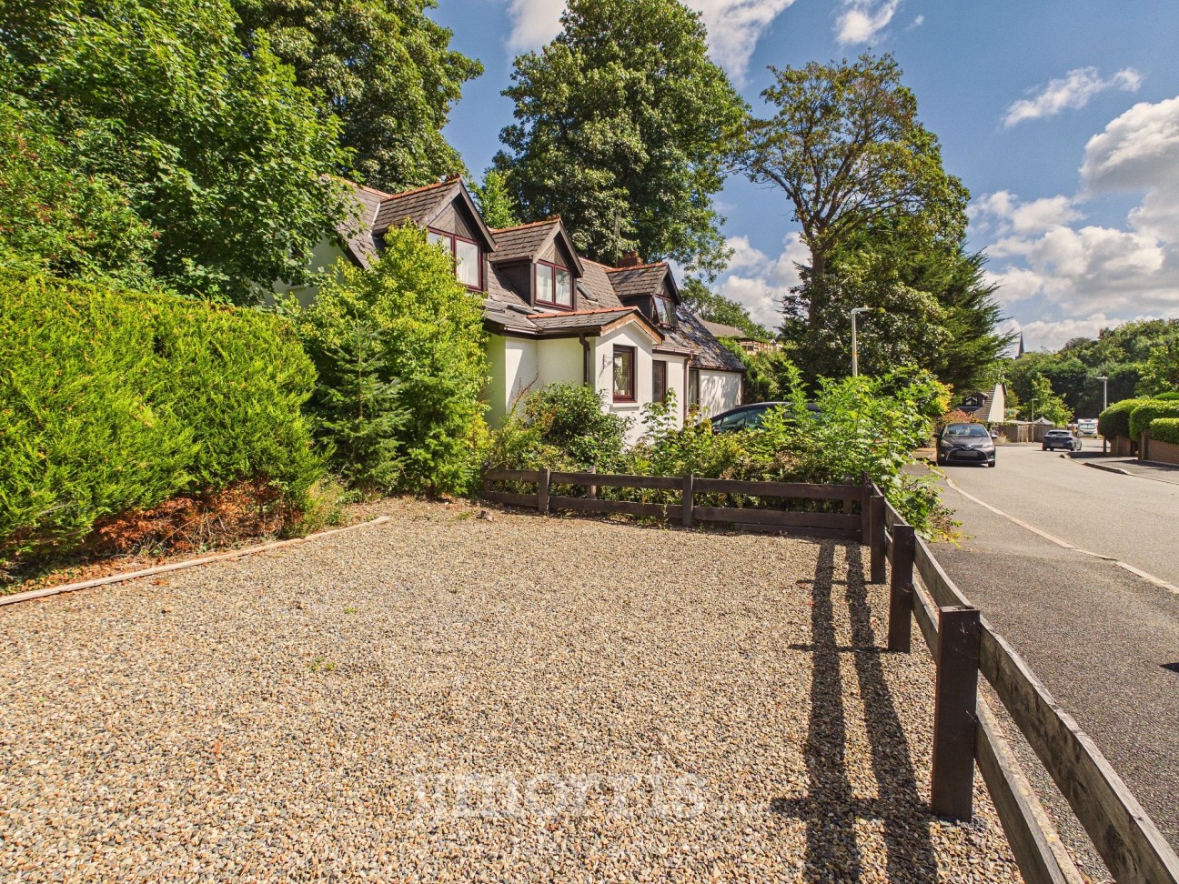 Oakwood Grove, Haverfordwest, SA61