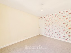 Oakwood Grove, Haverfordwest, SA61