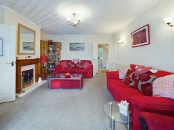 Pointfields Crescent, Milford Haven, SA73