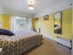 Pointfields Crescent, Milford Haven, SA73