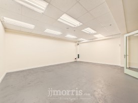 Pendre, Canolfan Teifi Pendre, SA43