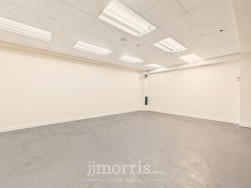 Pendre, Canolfan Teifi Pendre, SA43