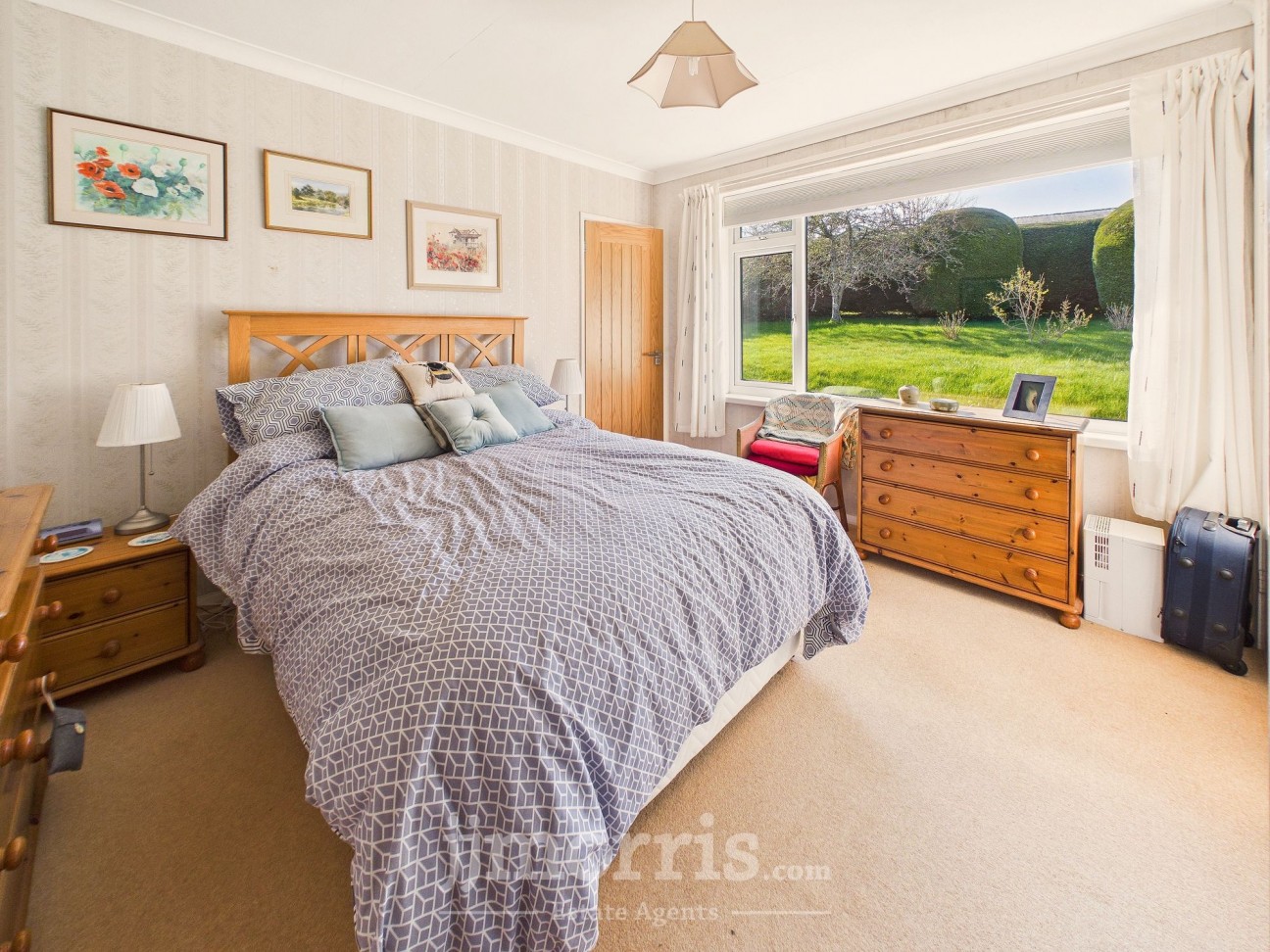 1 Maes Y Cnwce, Newport, SA42