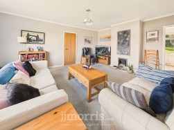 1 Maes Y Cnwce, Newport, SA42