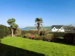 1 Maes Y Cnwce, Newport, SA42