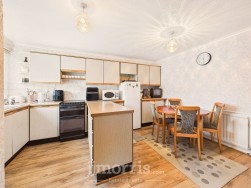 Felin Ban Estate, Cardigan, SA43