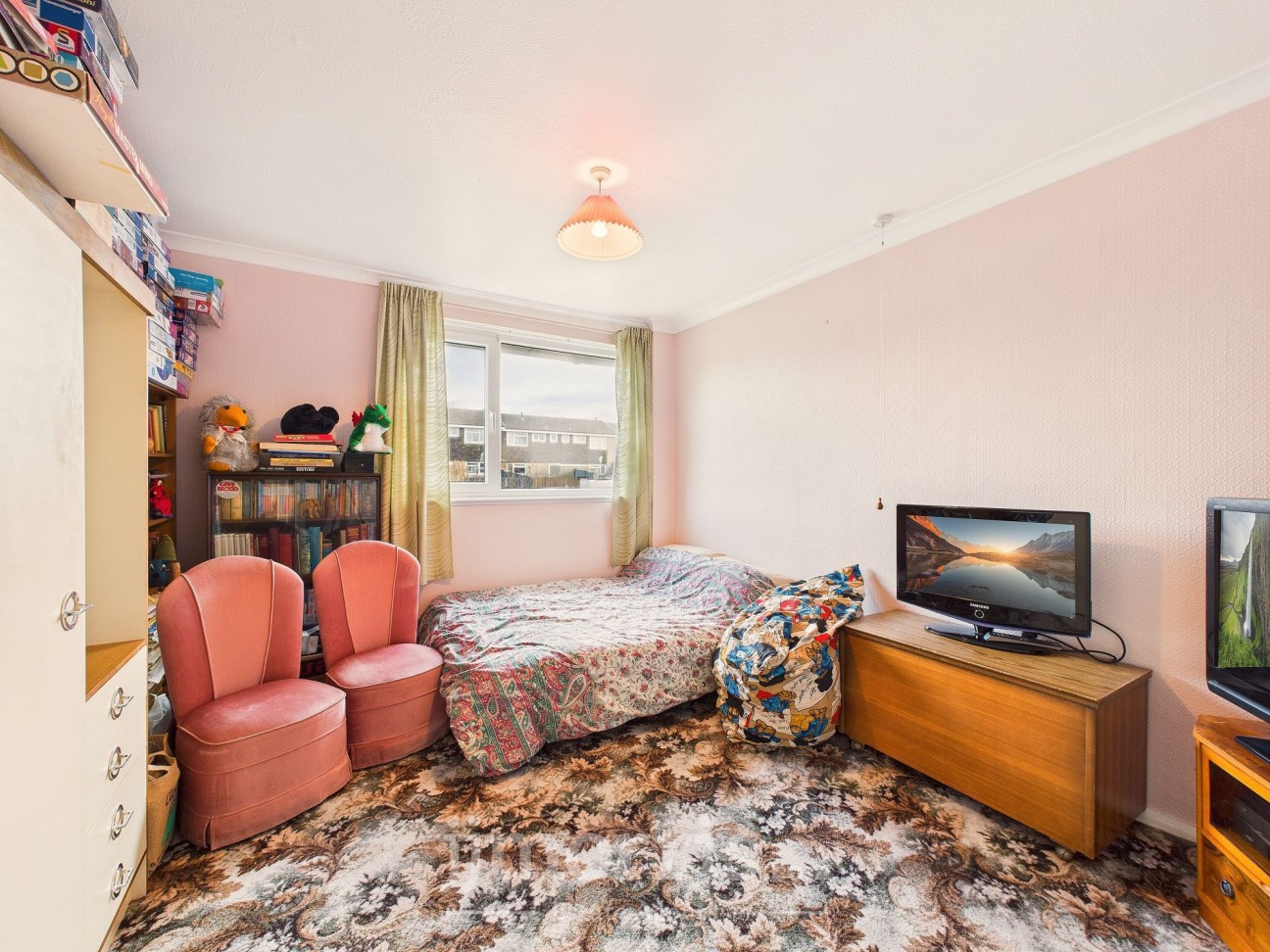 Felin Ban Estate, Cardigan, SA43