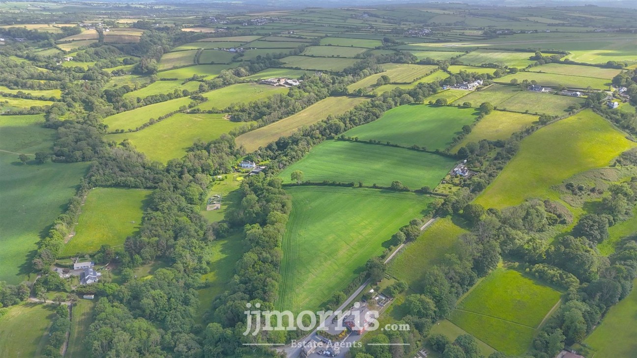 Glanhelig, Aberporth, SA43