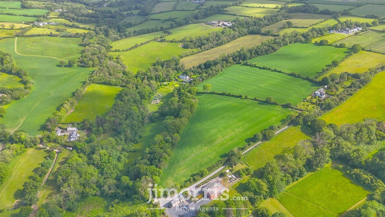 Glanhelig, Aberporth, SA43