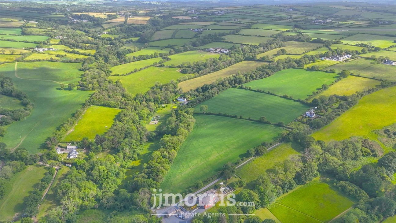 Glanhelig, Aberporth, SA43