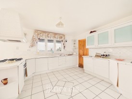 The Paddocks, Fishguard, SA65