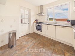 Heol Dewi, Fishguard, SA65