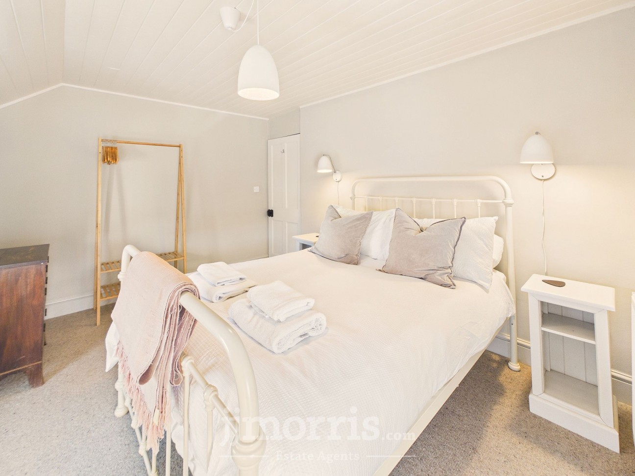 Glanhafan, Solva, SA62