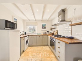 Glanhafan, Solva, SA62