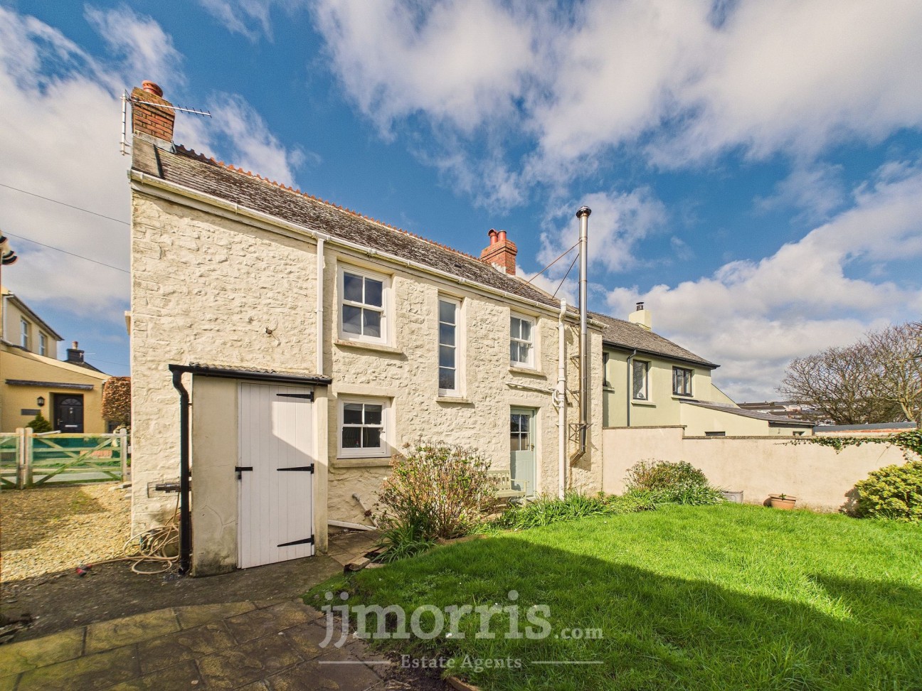 Glanhafan, Solva, SA62