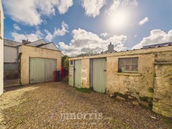 Glanhafan, Solva, SA62